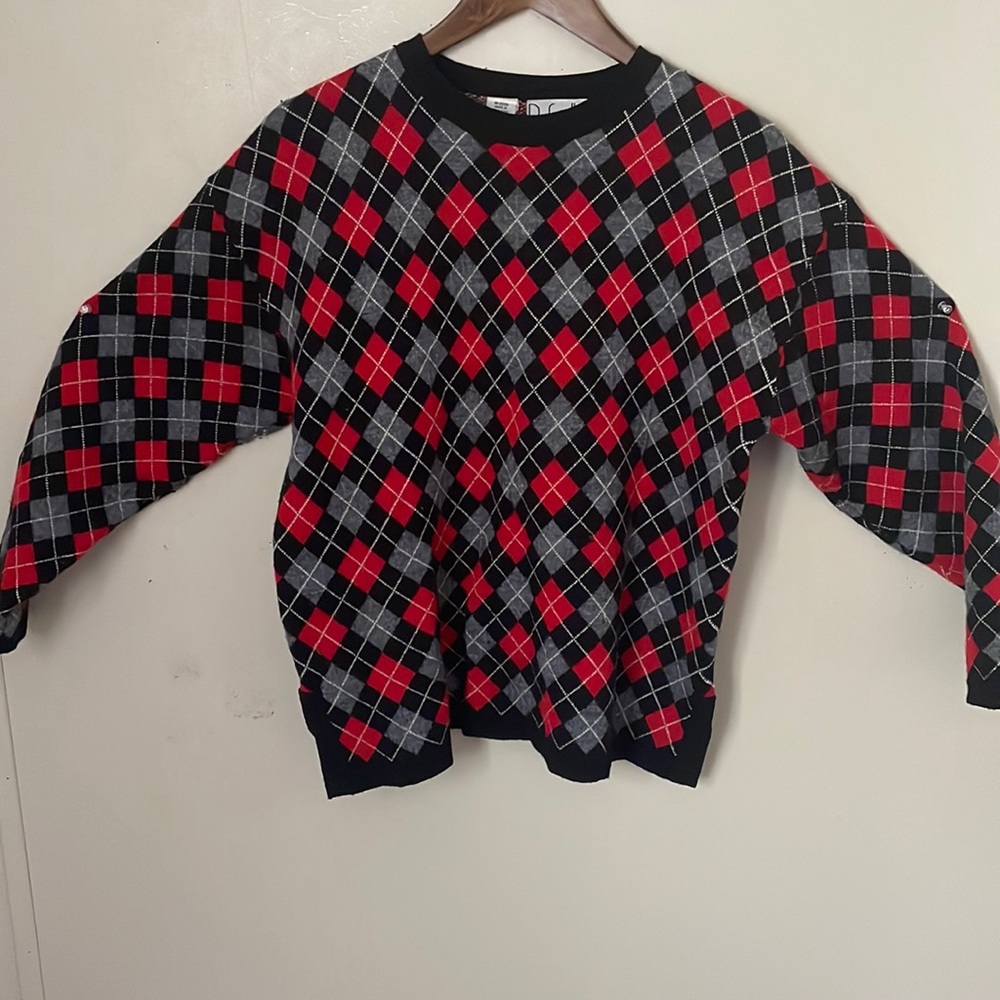 argyle patterned long sleeve sweater